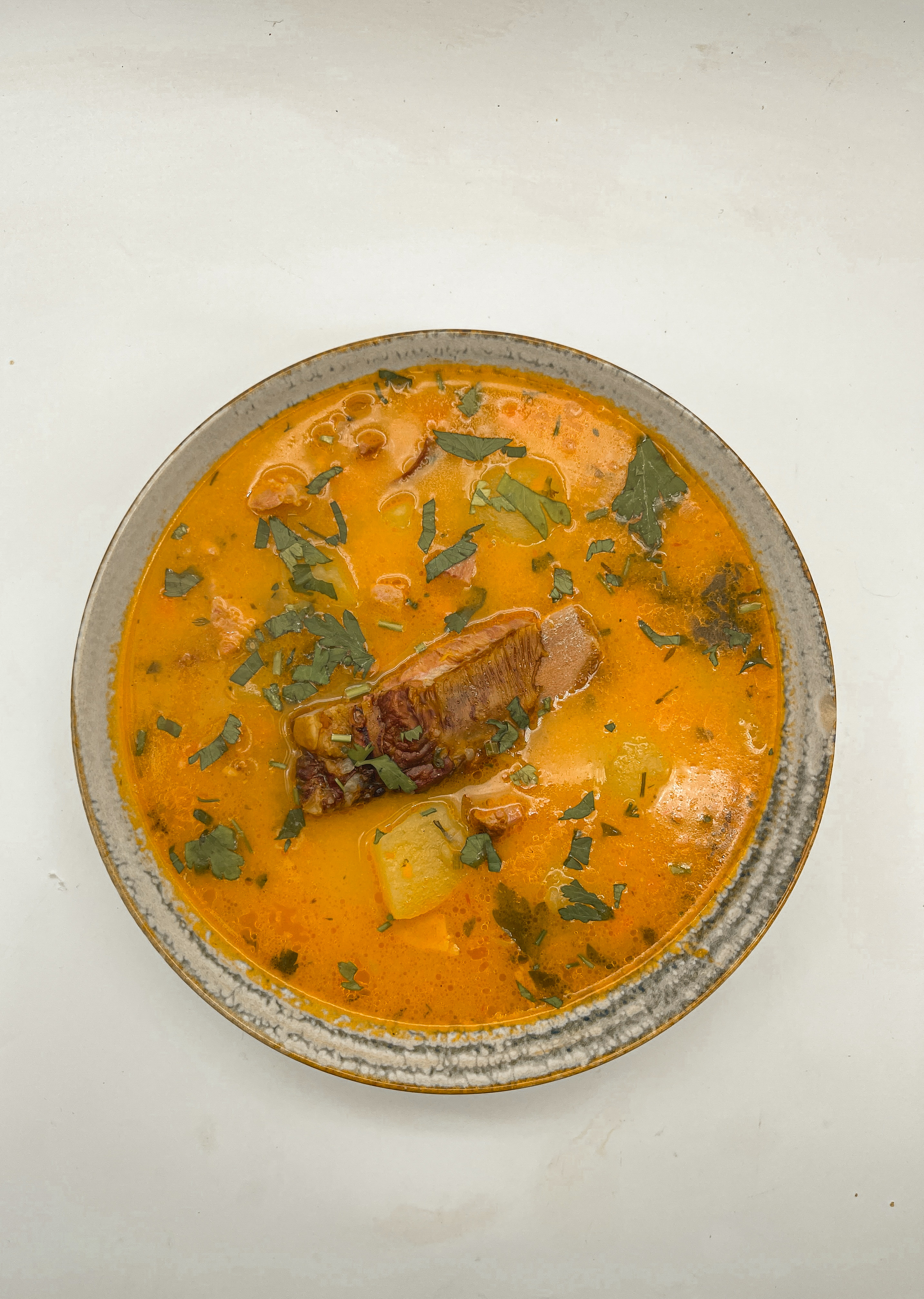 Ciorba de cartofi cu afumatura