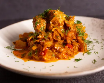 Varza cu carne de porc si mamaliguta 400g