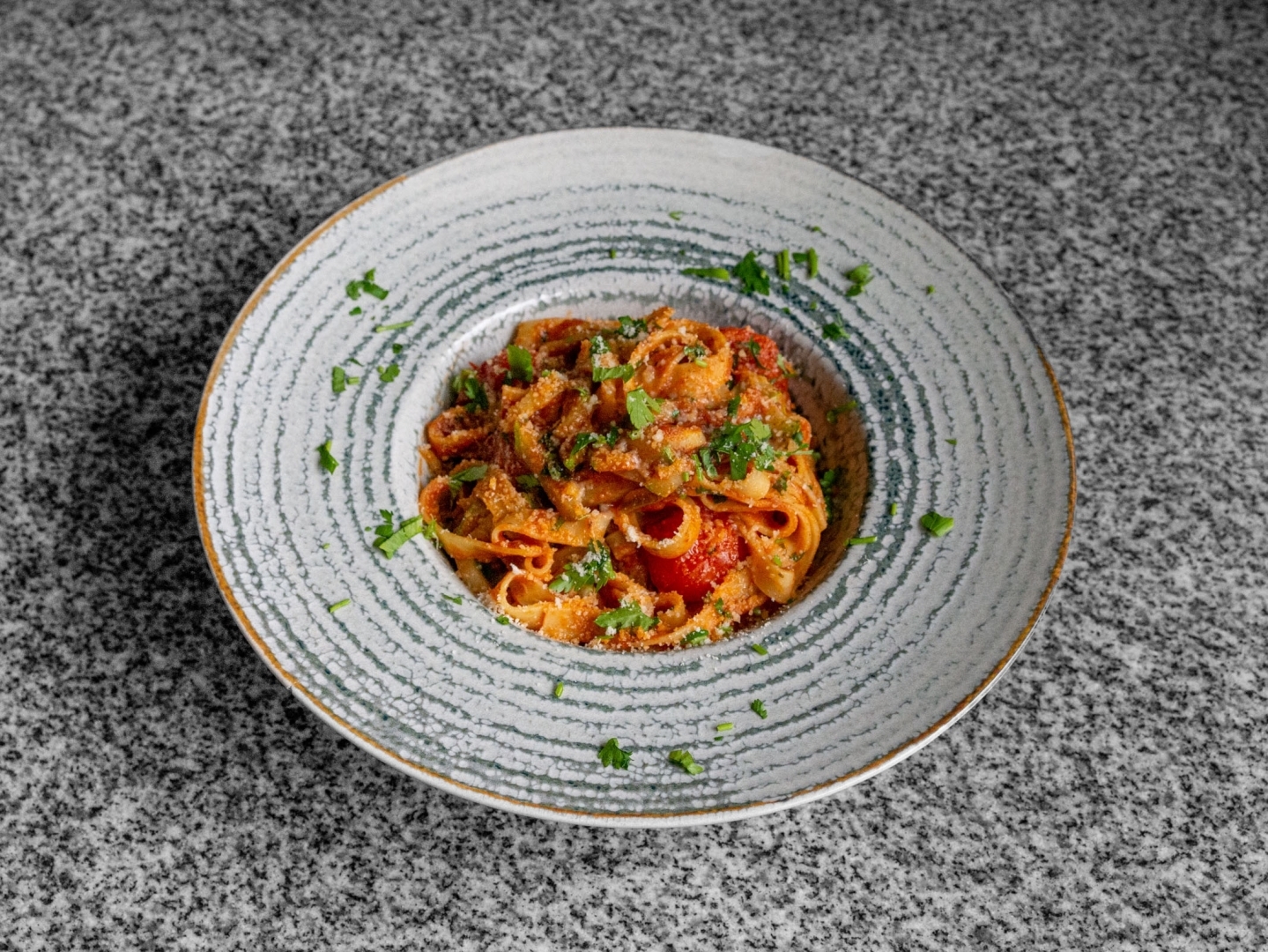 Tagliatelle cu Rosii Cherry si Dovlecel